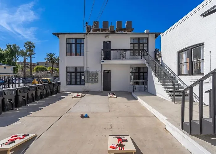 Apex Executive - 839 N 2nd Ave