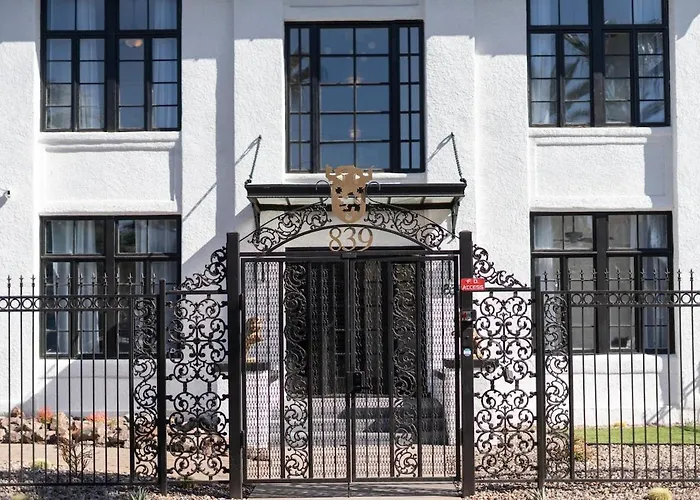Apex Executive - 839 N 2nd Ave *