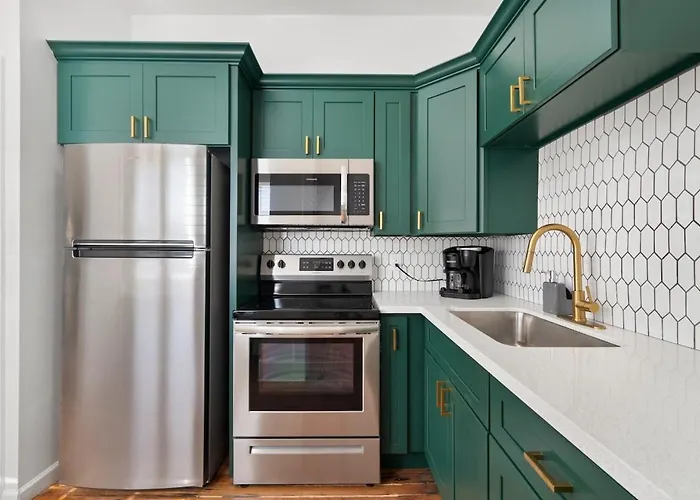 Apartment Apex Executive - 839 N 2nd Ave